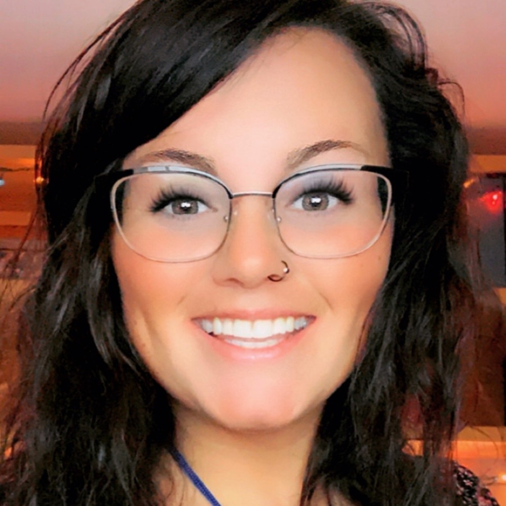 Meet your Posher, Erica